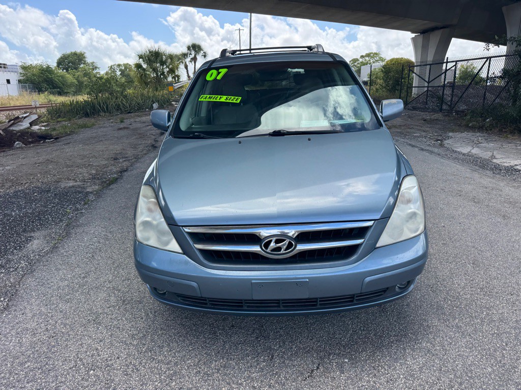 2007 Hyundai Entourage Image 23