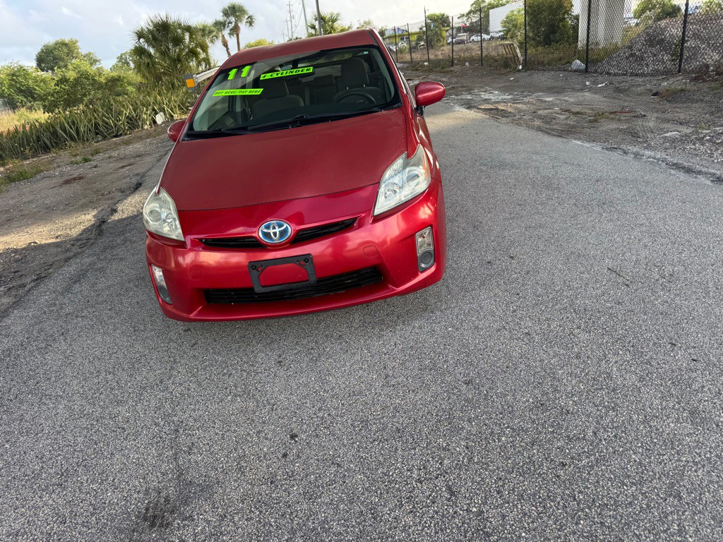 2011 Toyota Prius Image 2
