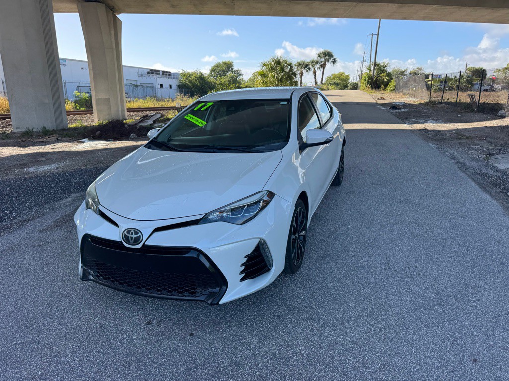 2017 Toyota Corolla Image 1