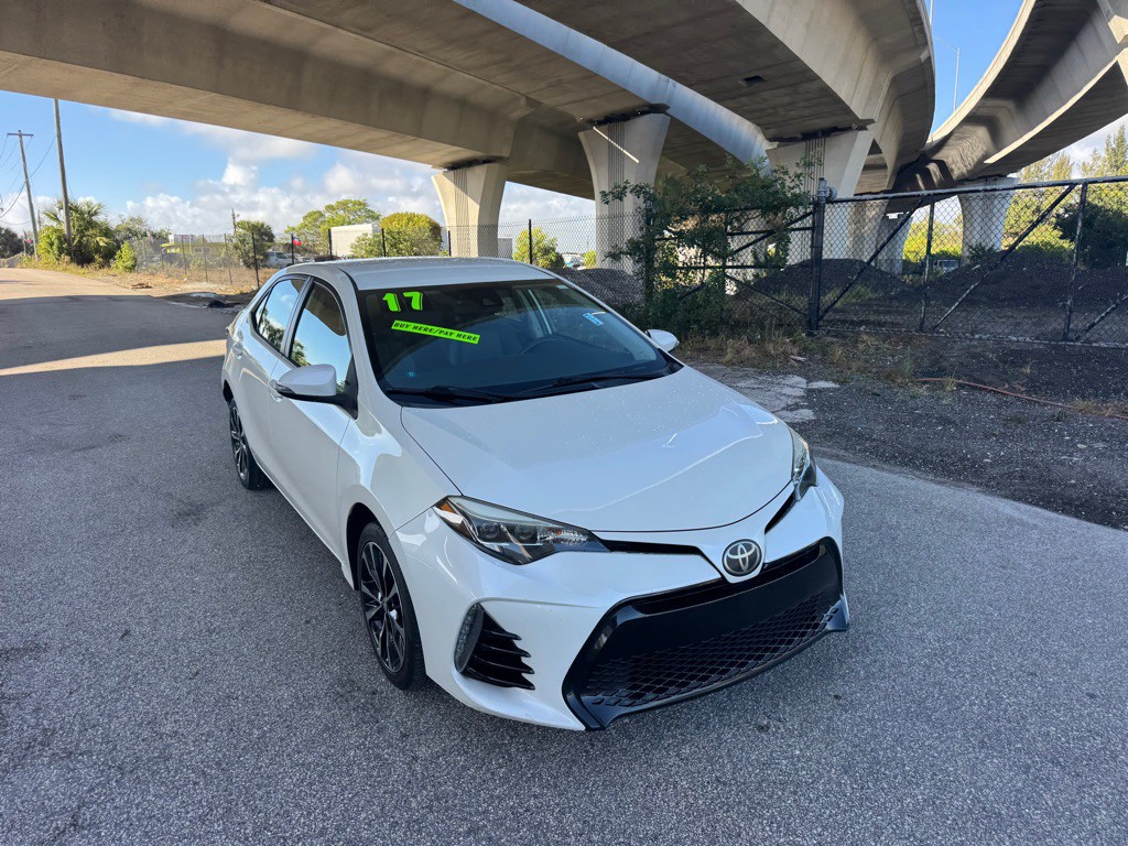 2017 Toyota Corolla Image 7