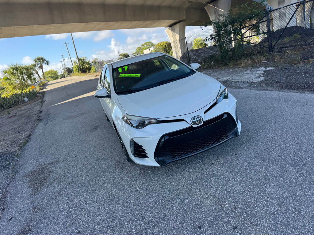 2017 Toyota Corolla Image 14
