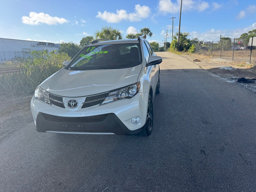 2015 Toyota Rav4 Image 2