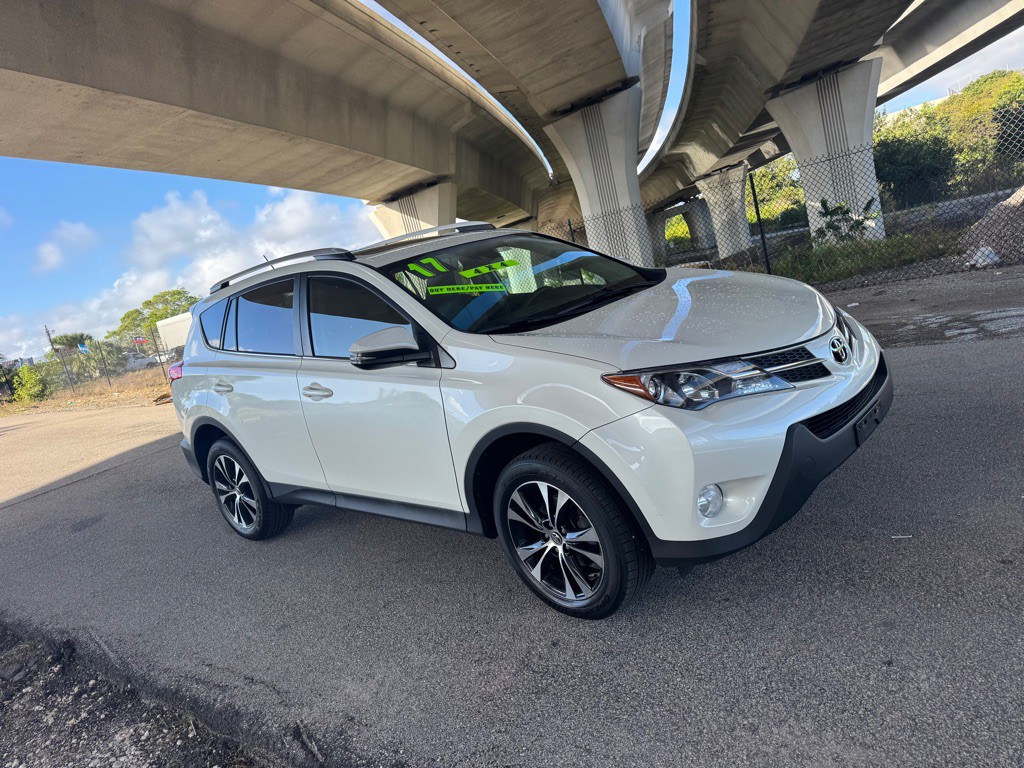 2015 Toyota Rav4 Image 5