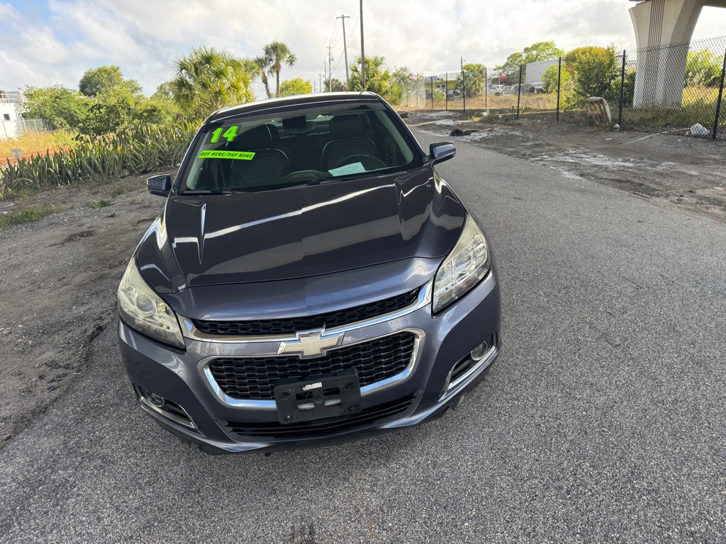 2014 Chevrolet Malibu Image 3