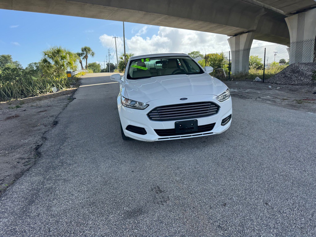 2015 Ford Fusion Image 5