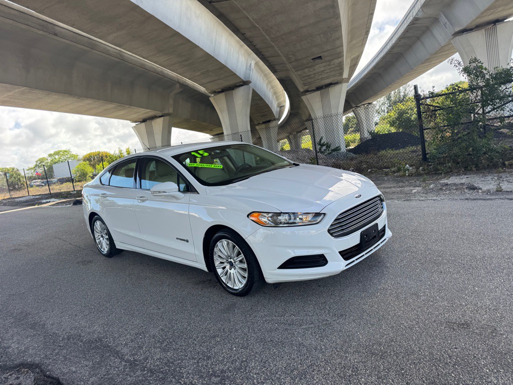 2015 Ford Fusion Image 12