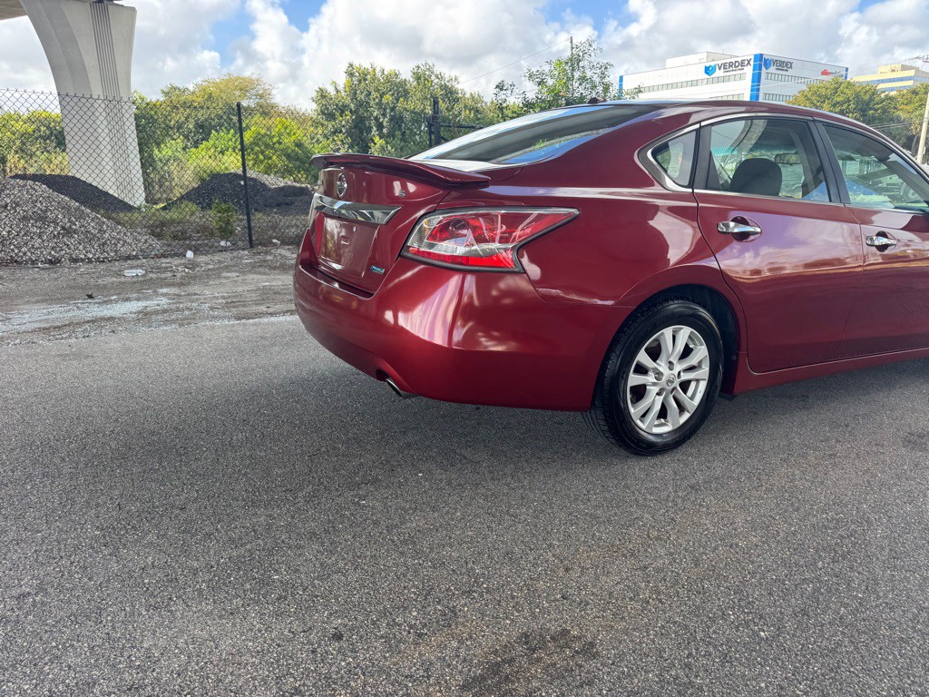 2014 Nissan Altima Image 16