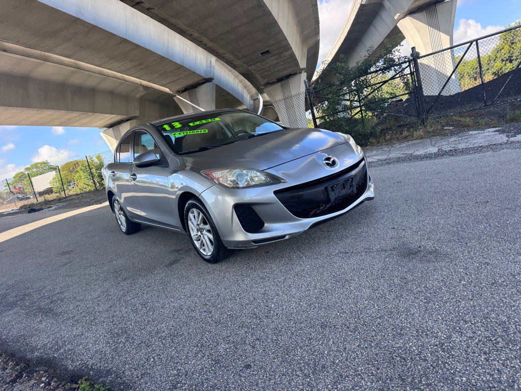 2013 Mazda Mazda3 Image 3