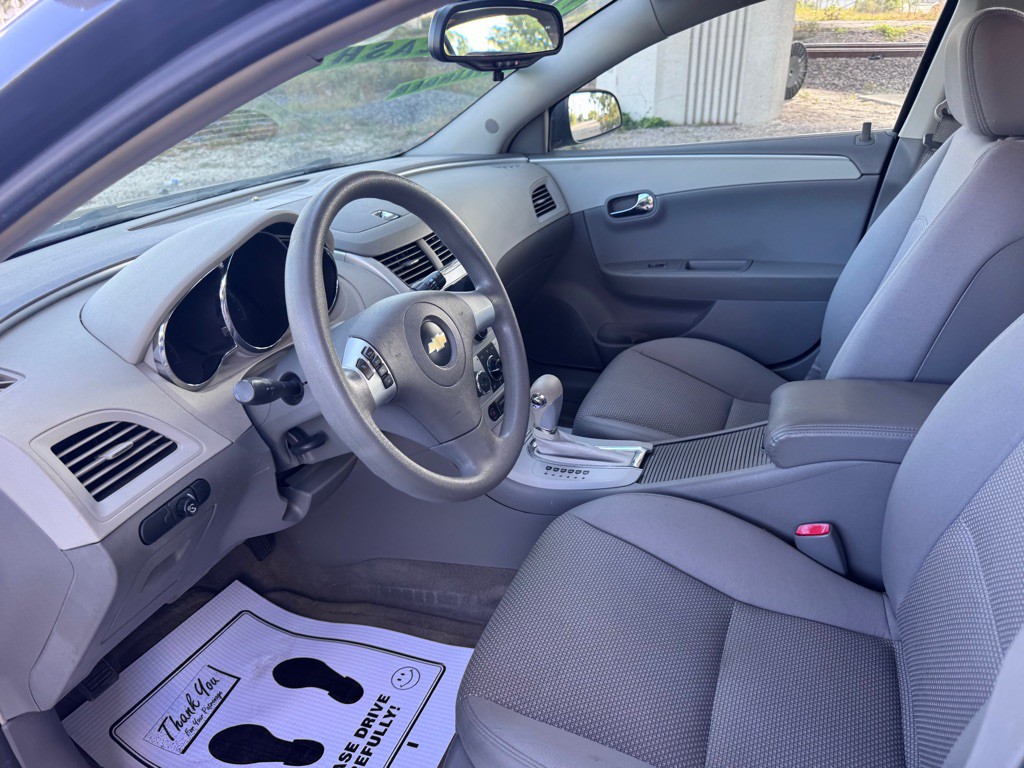 2009 Chevrolet Malibu Image 9
