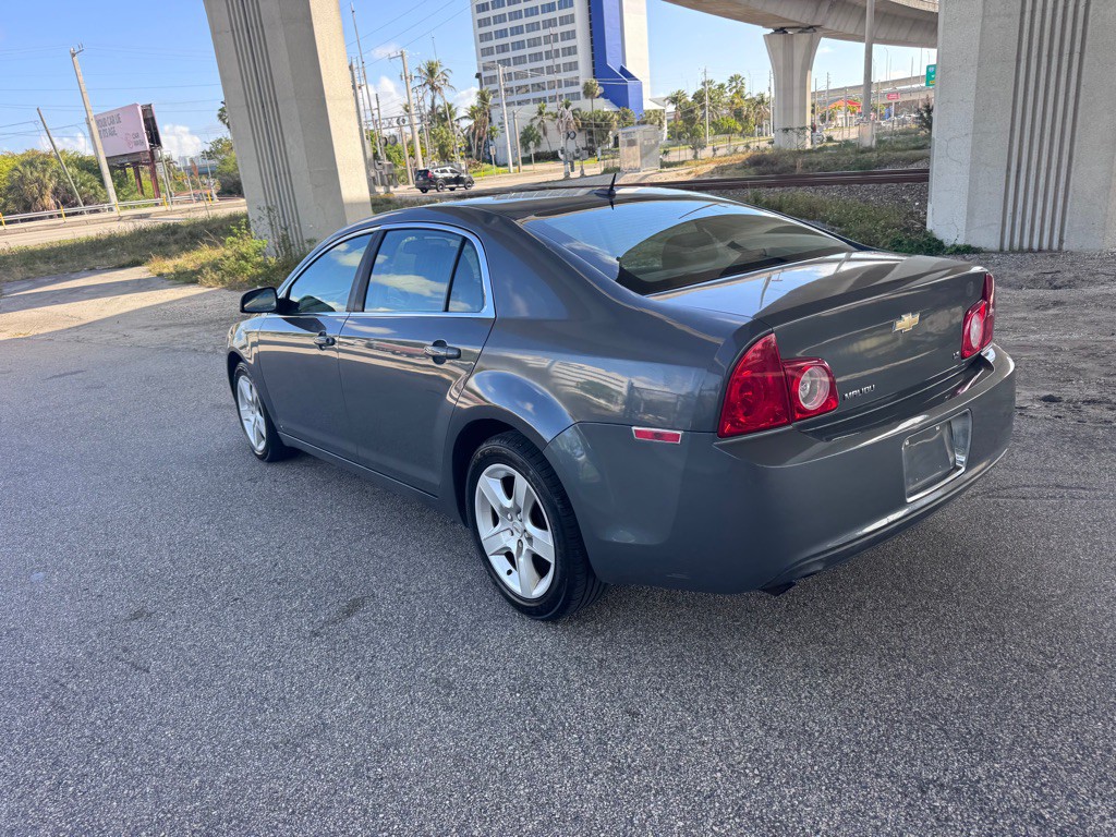 2009 Chevrolet Malibu Image 25