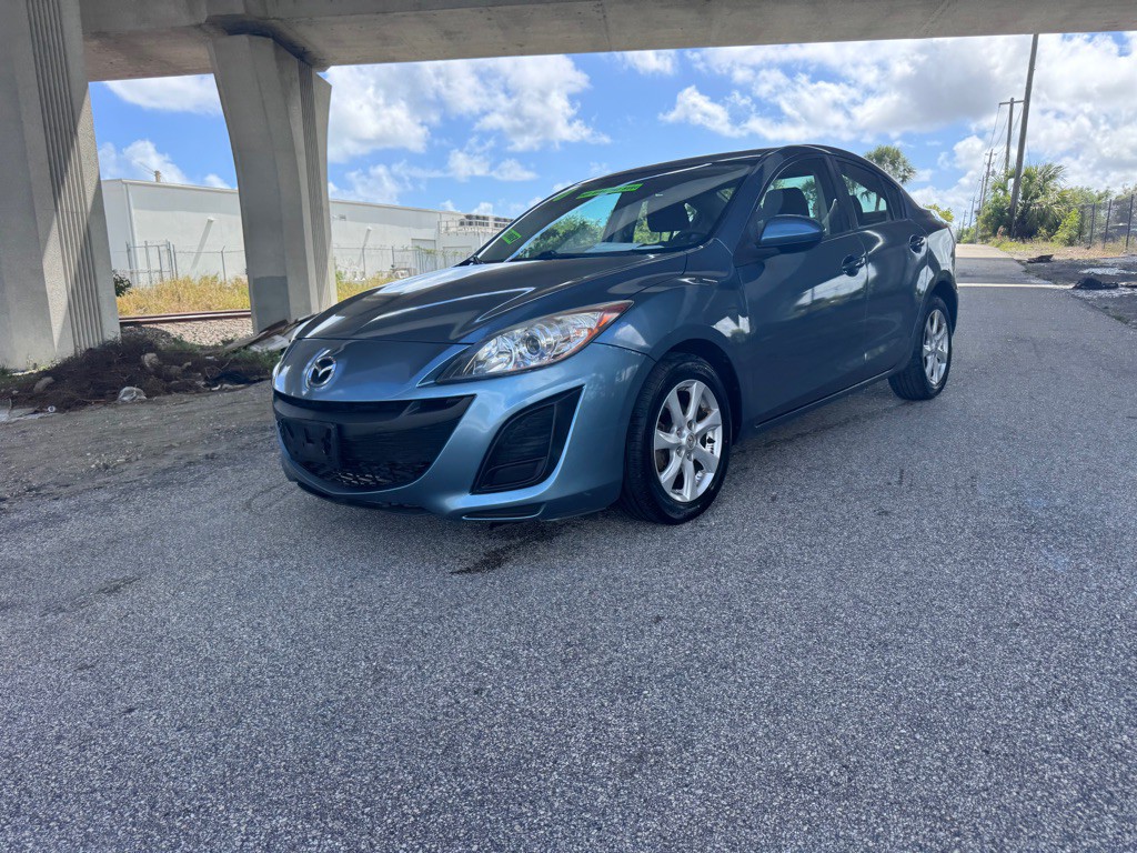 2010 Mazda Mazda3 Image 1