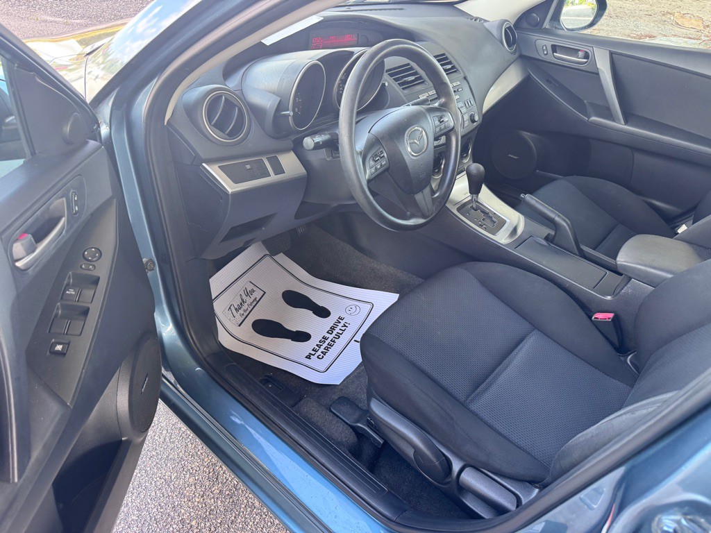 2010 Mazda Mazda3 Image 17