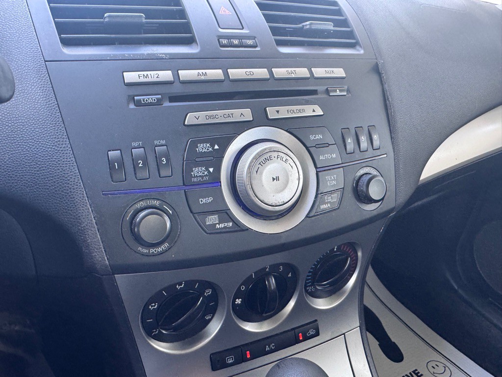 2010 Mazda Mazda3 Image 18