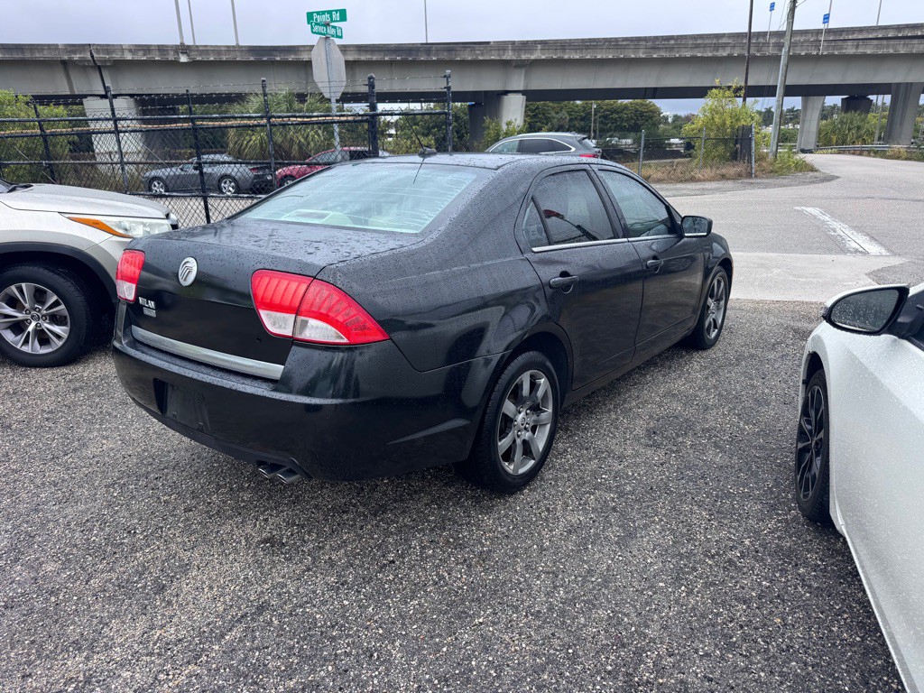 2010 Mercury Milan Image 10