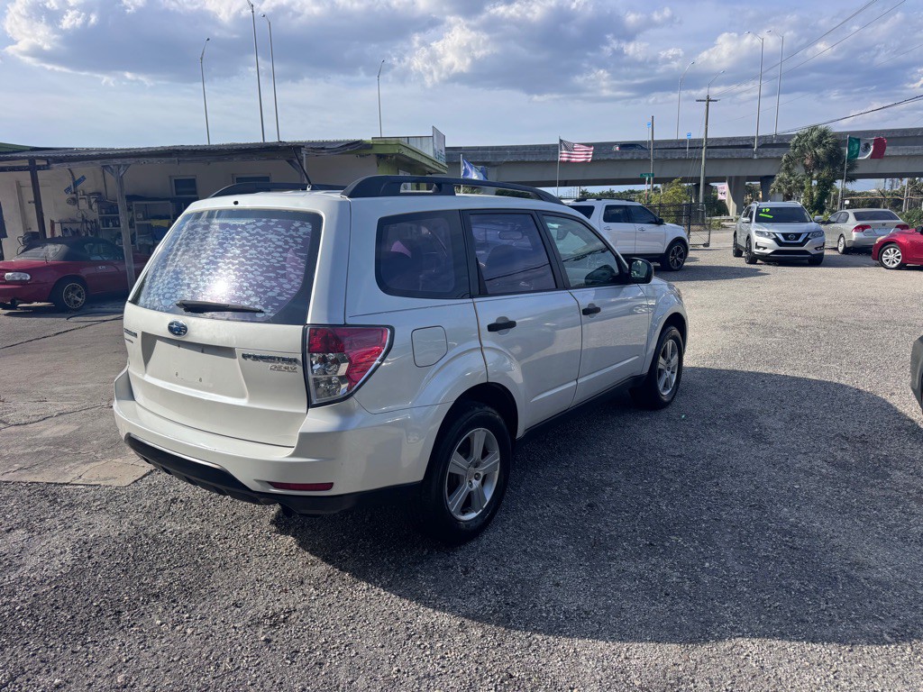 2011 Subaru Forester Image 7