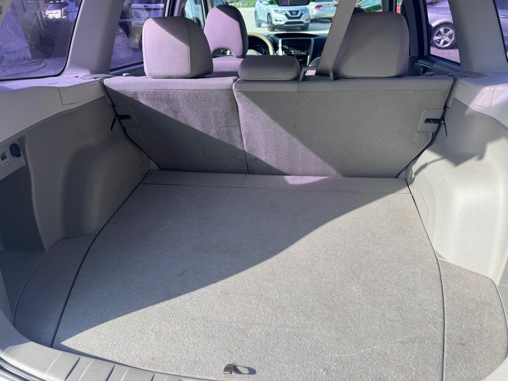 2011 Subaru Forester Image 11