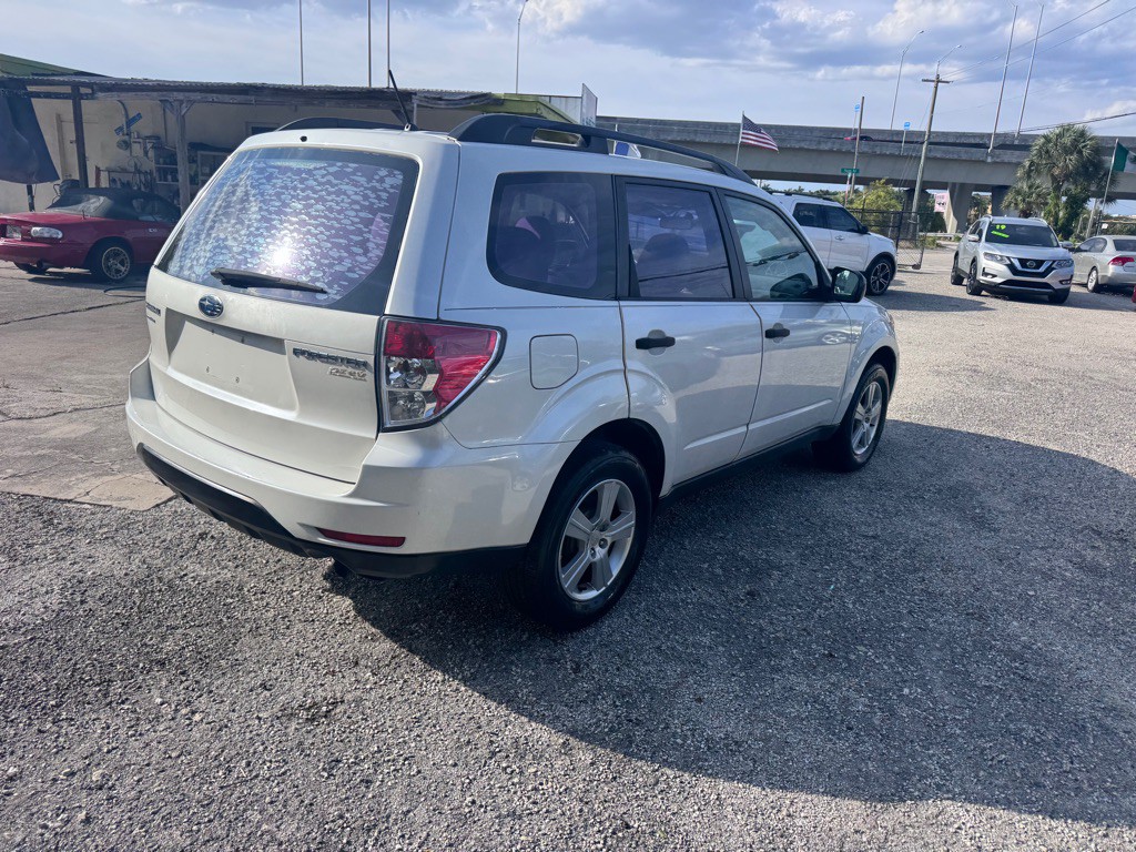 2011 Subaru Forester Image 22