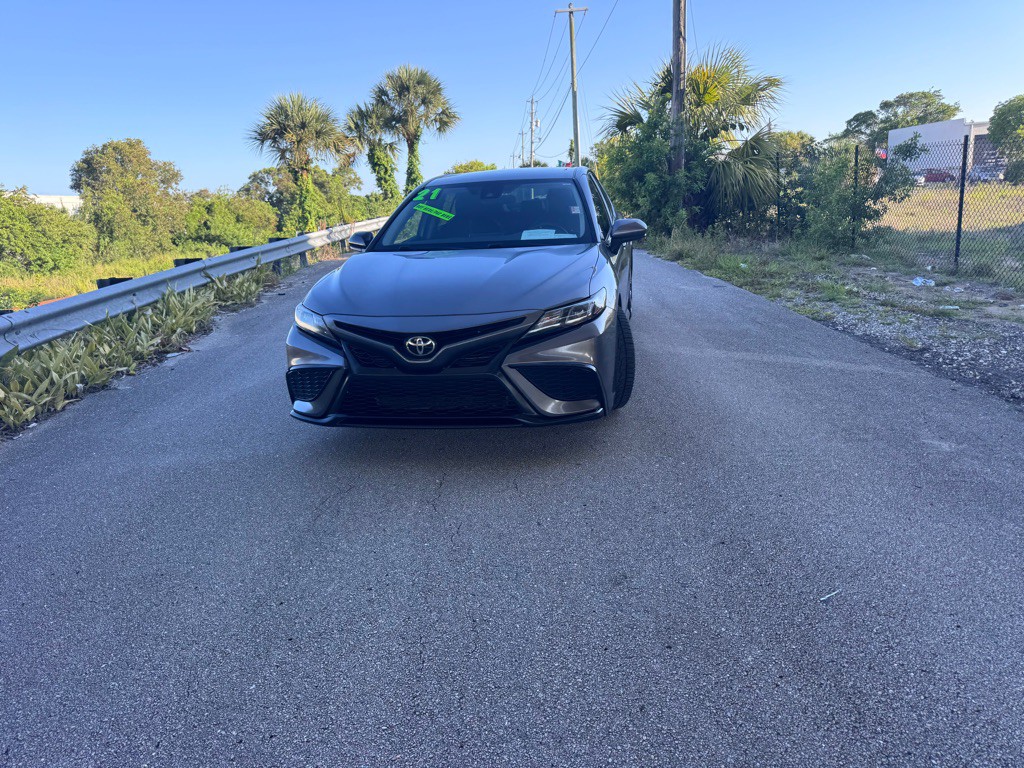 2021 Toyota Camry Image 5