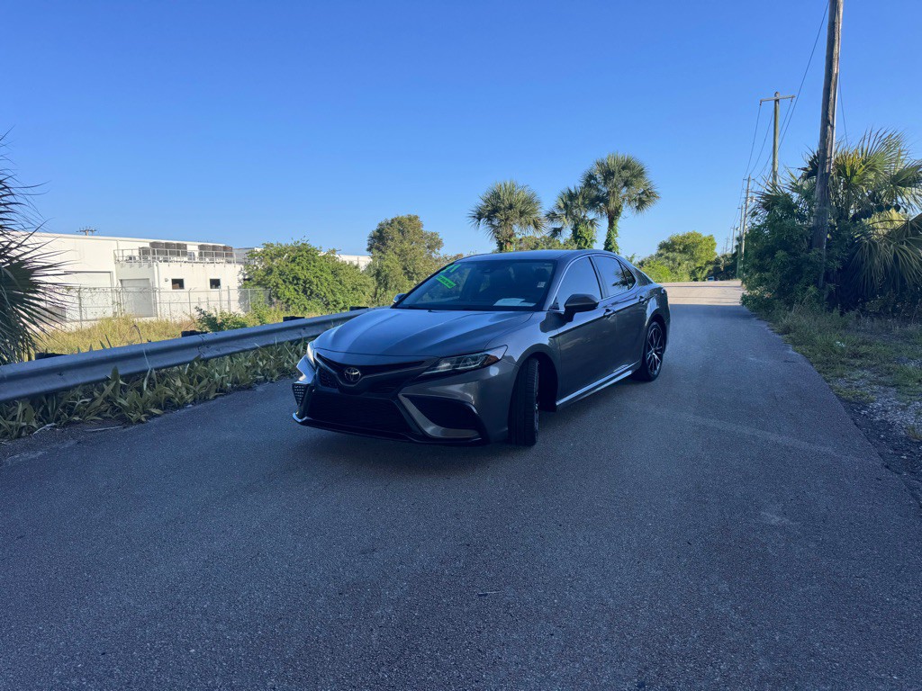 2021 Toyota Camry Image 7