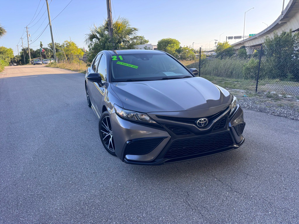 2021 Toyota Camry Image 10