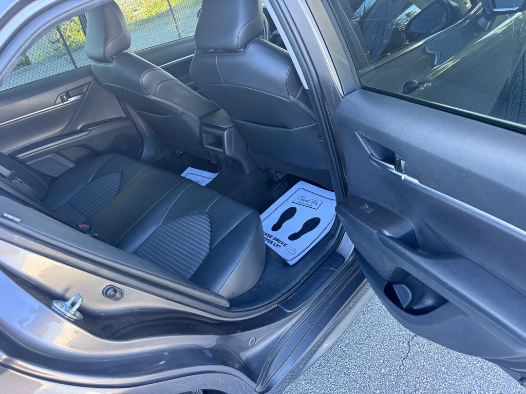 2021 Toyota Camry Image 12
