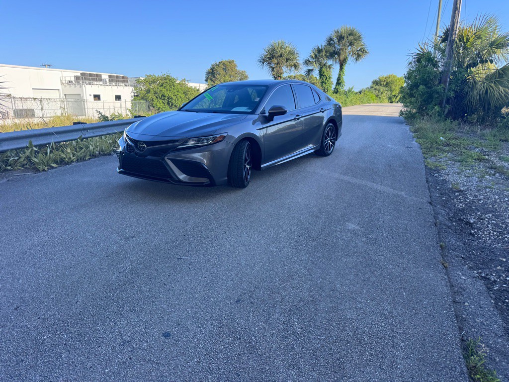 2021 Toyota Camry Image 14
