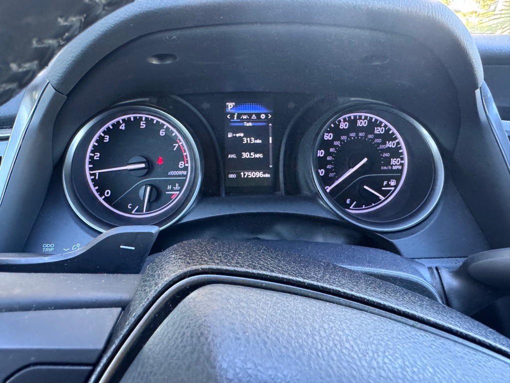 2021 Toyota Camry Image 18