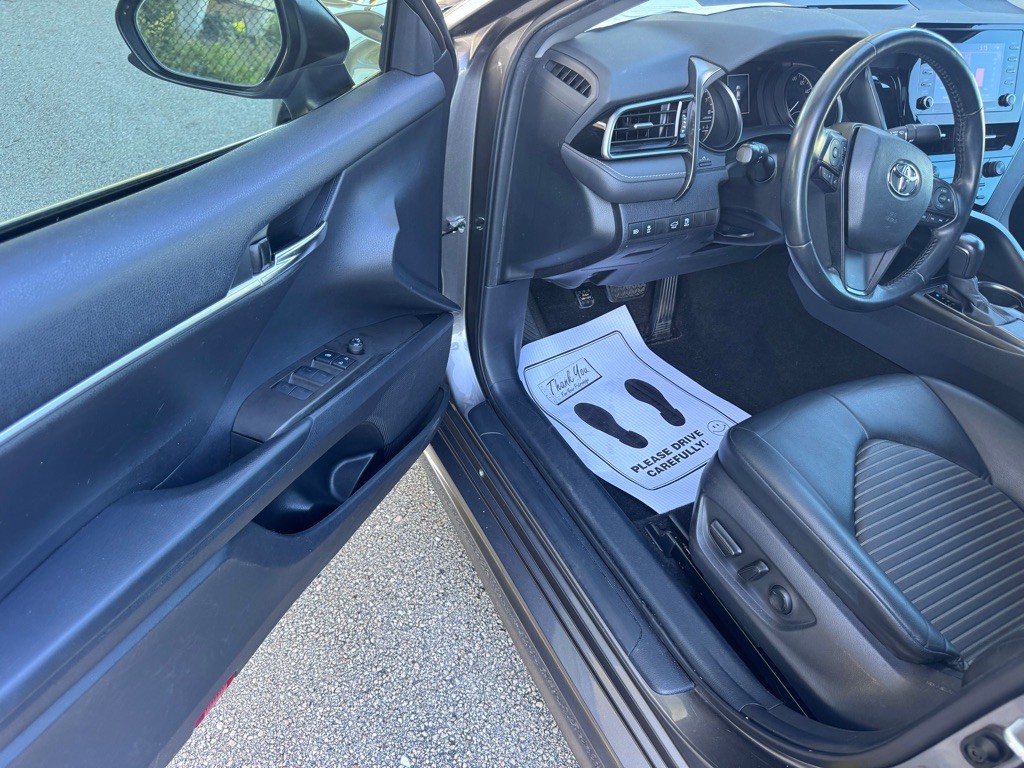 2021 Toyota Camry Image 25