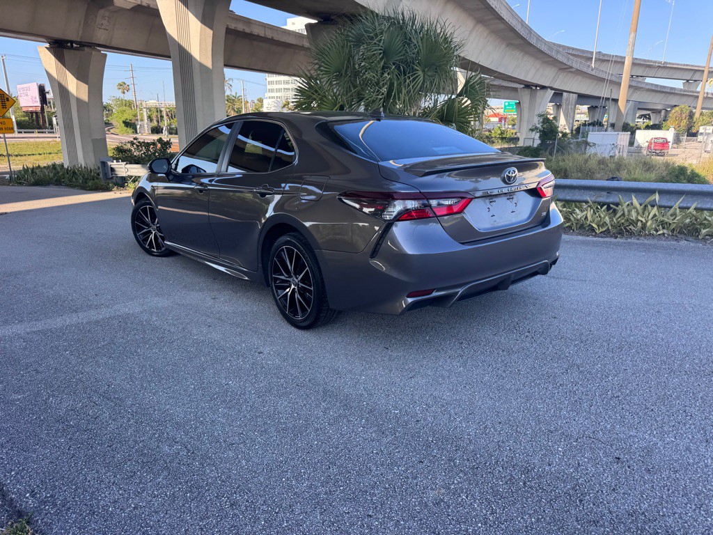 2021 Toyota Camry Image 33