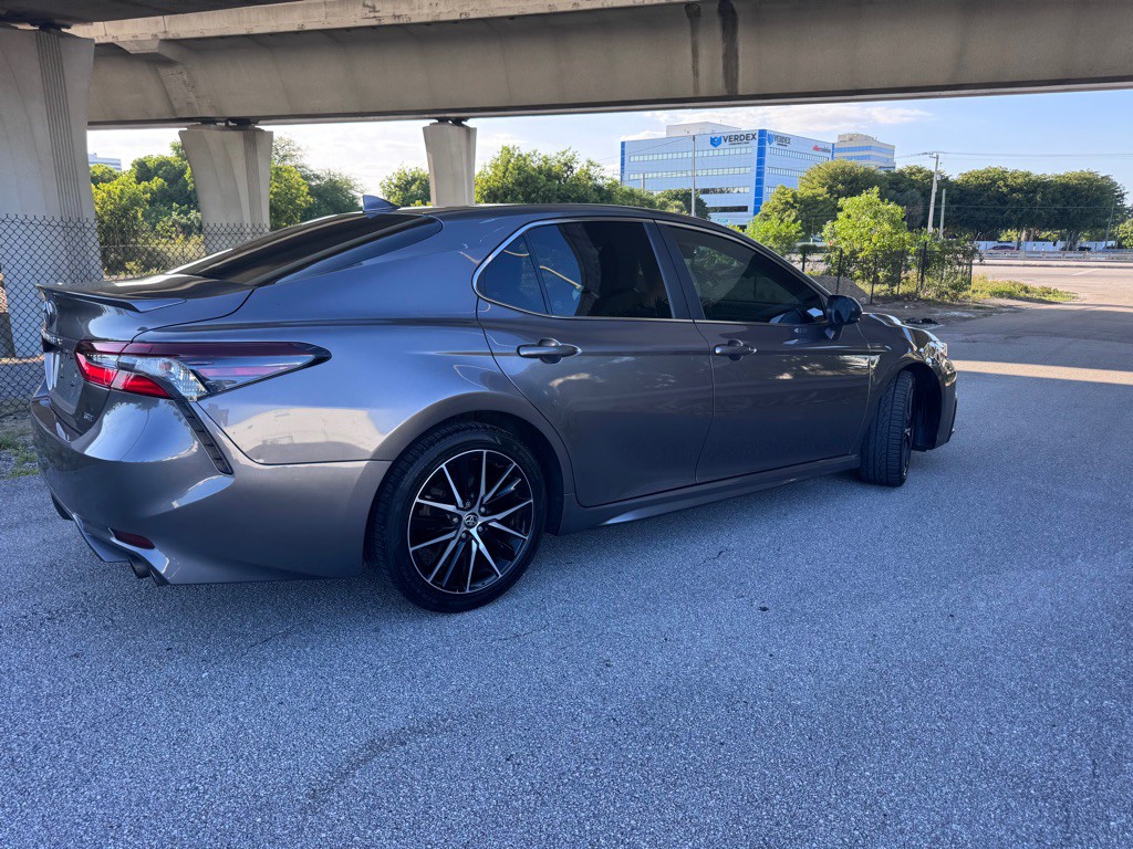 2021 Toyota Camry Image 38