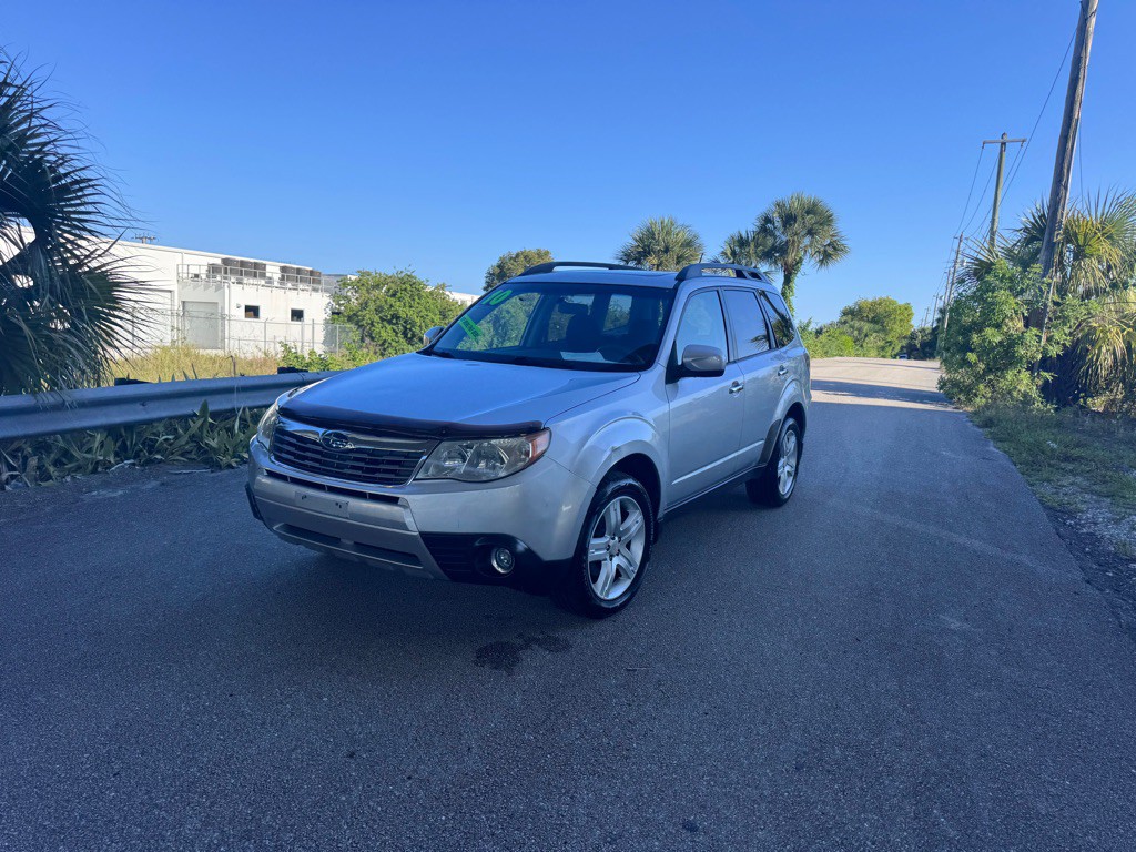 2010 Subaru Forester Image 9