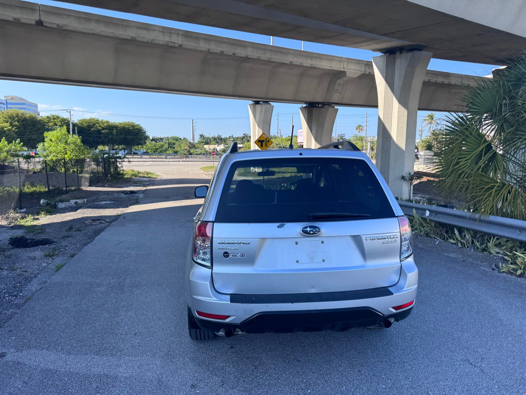 2010 Subaru Forester Image 14