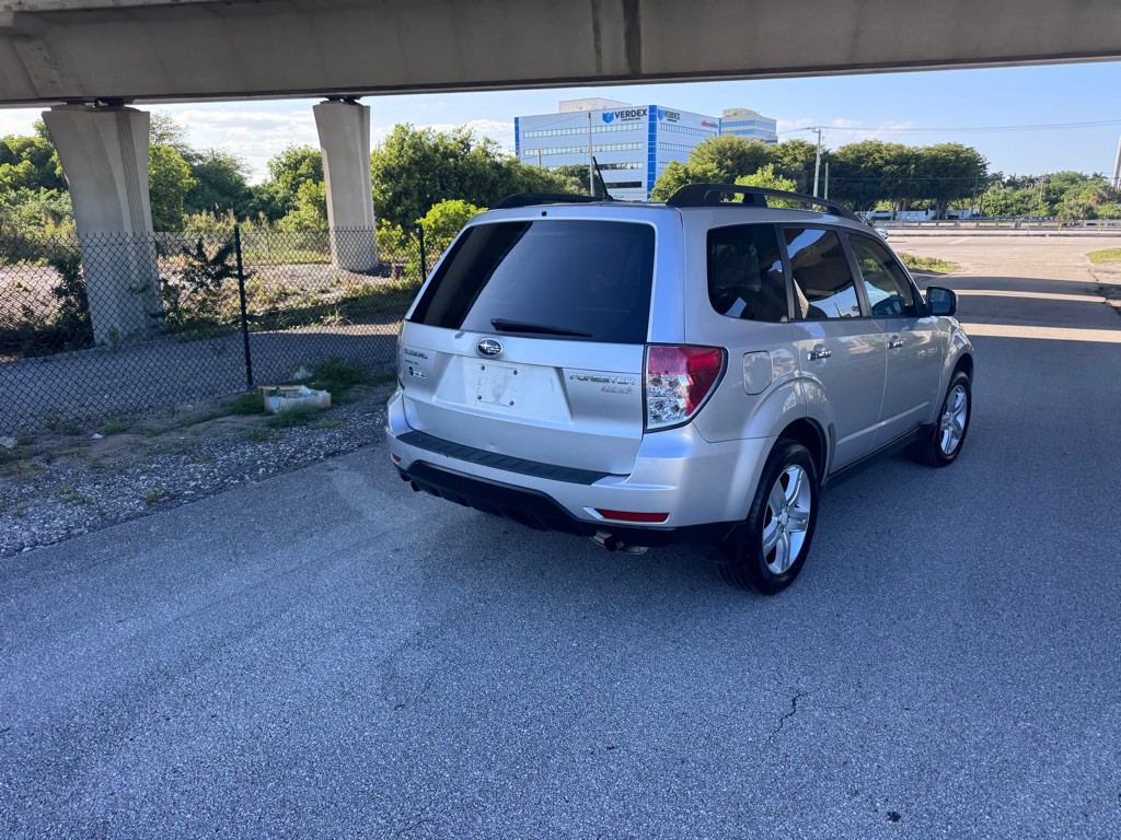 2010 Subaru Forester Image 22