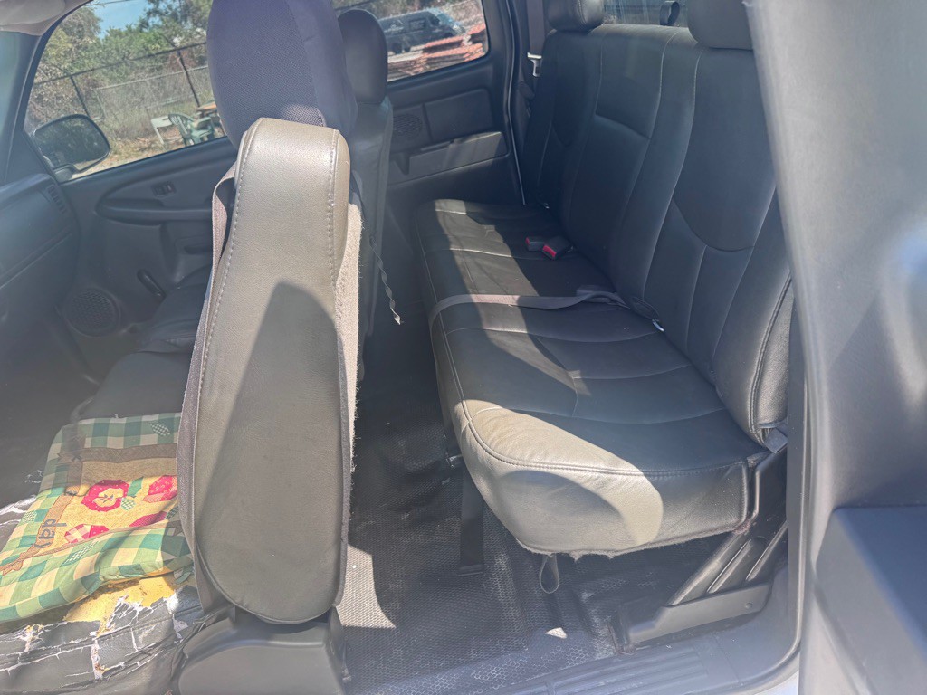 2005 GMC Sierra Image 12