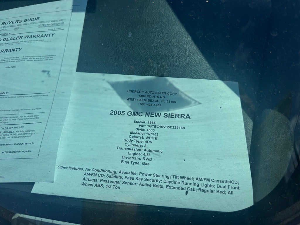 2005 GMC Sierra Image 17