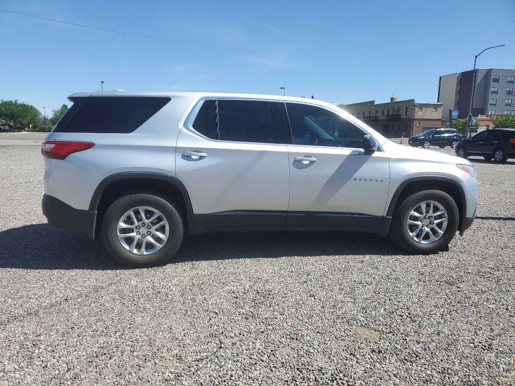 2019 Chevrolet Traverse Image 2