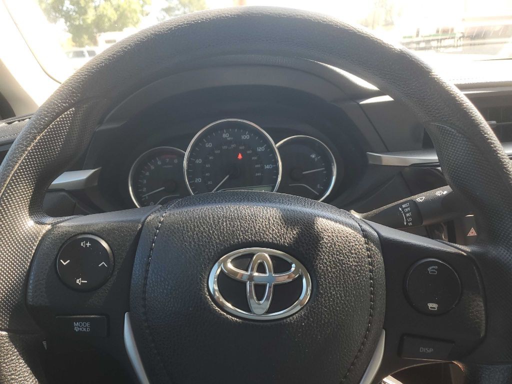 2014 Toyota Corolla Image 12