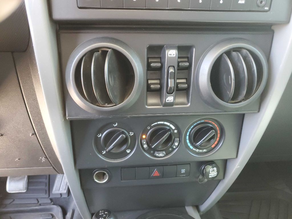 2008 Jeep Wrangler Unlimited Image 12