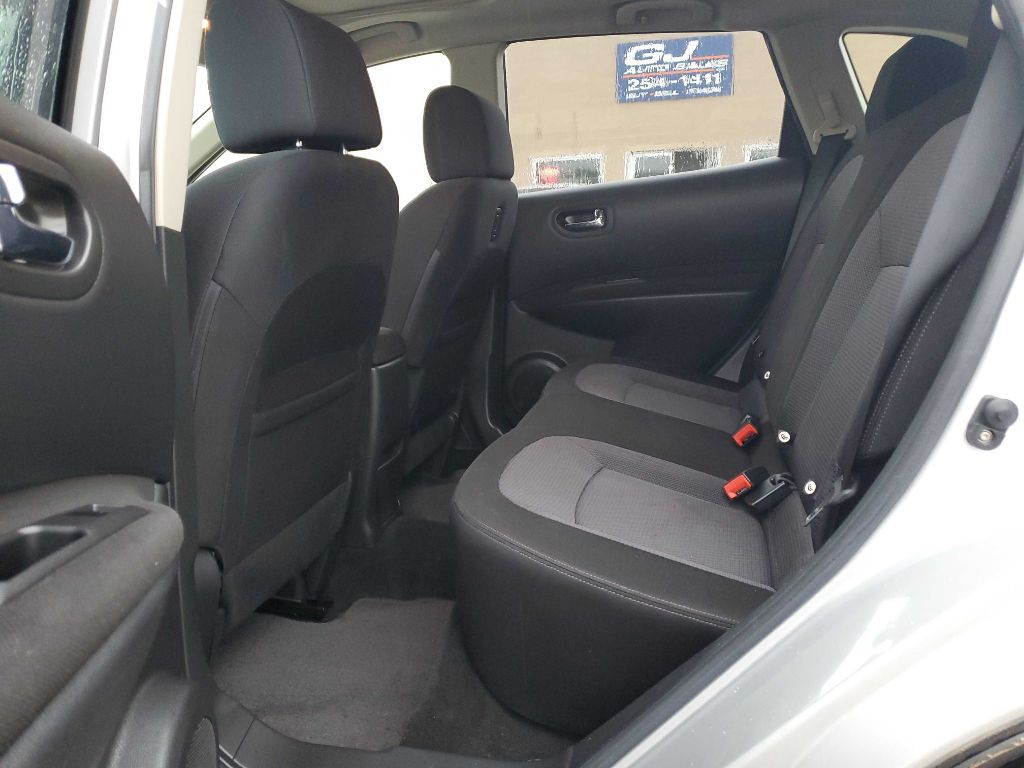 2013 Nissan Rogue Image 6