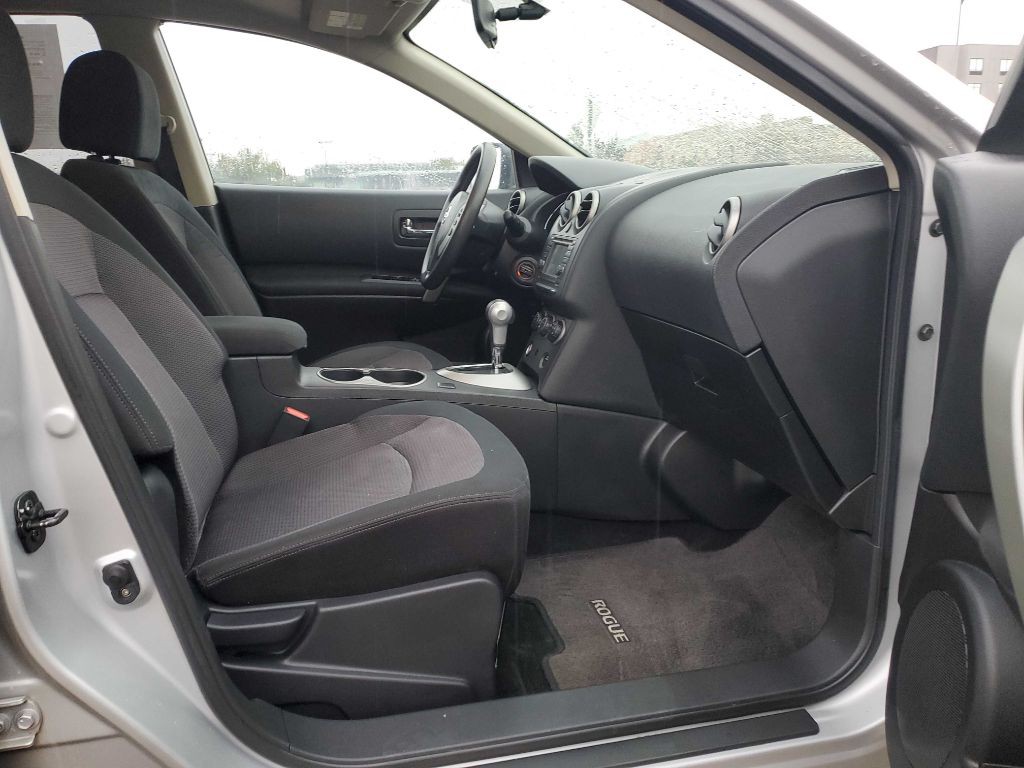 2013 Nissan Rogue Image 7