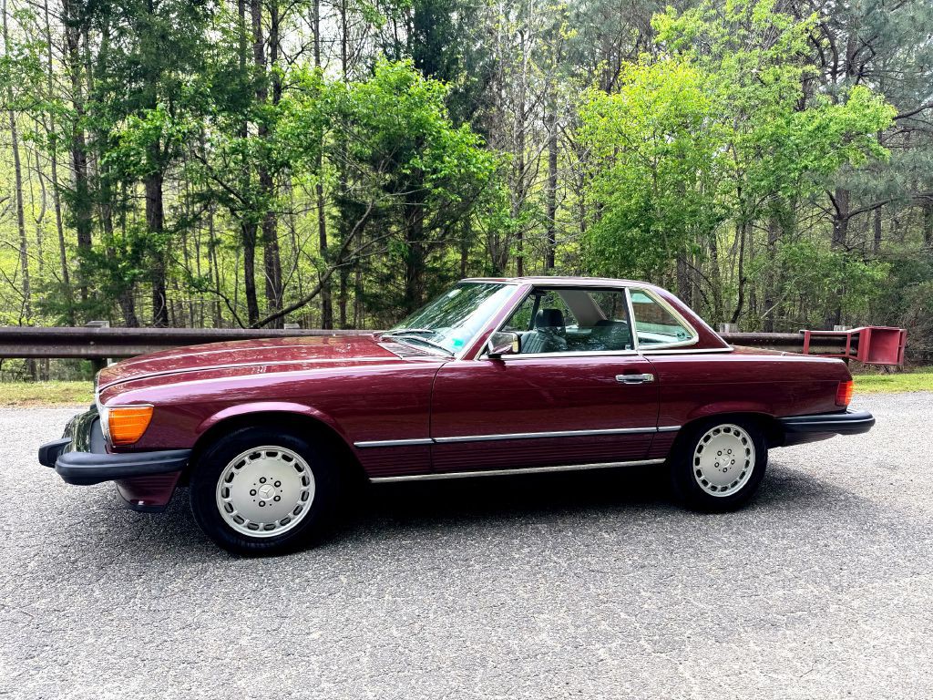 1987 Mercedes-Benz 560-Class Image 5