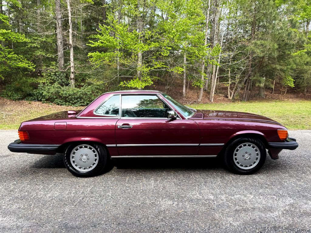 1987 Mercedes-Benz 560-Class Image 10