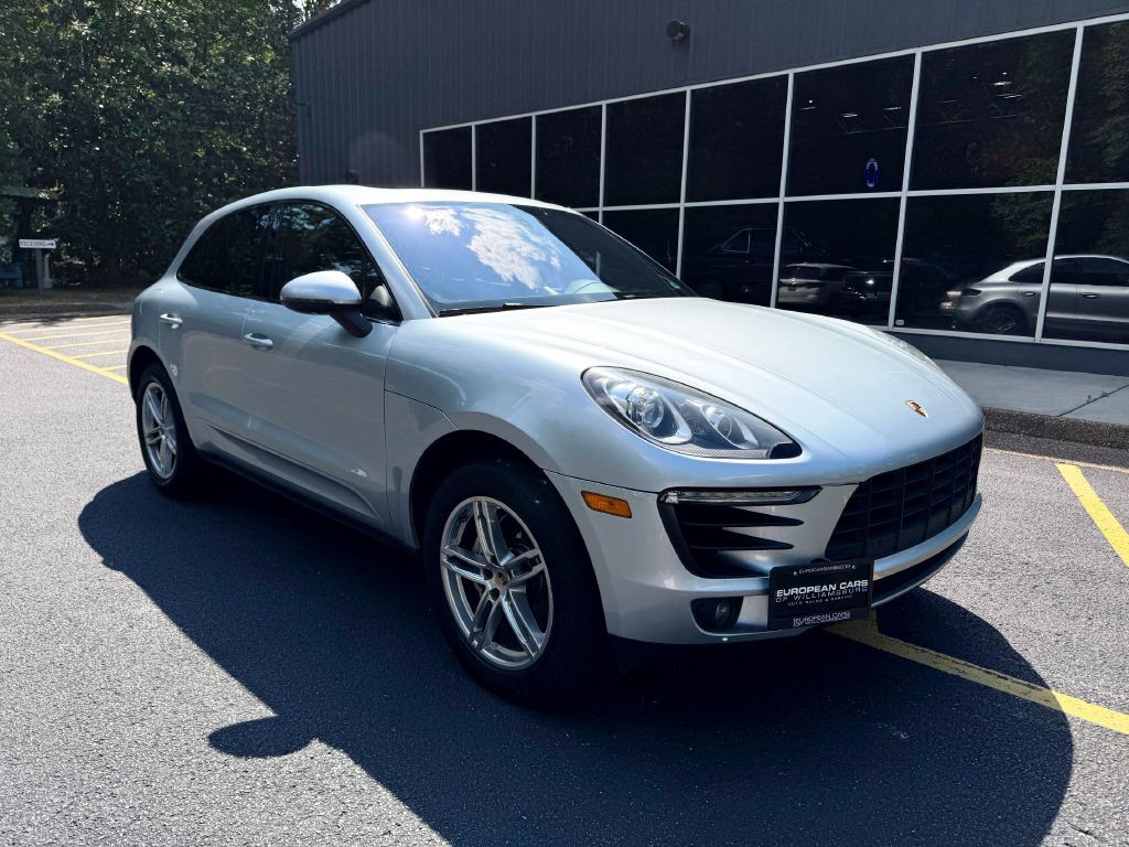 2015 Porsche Macan Image 9