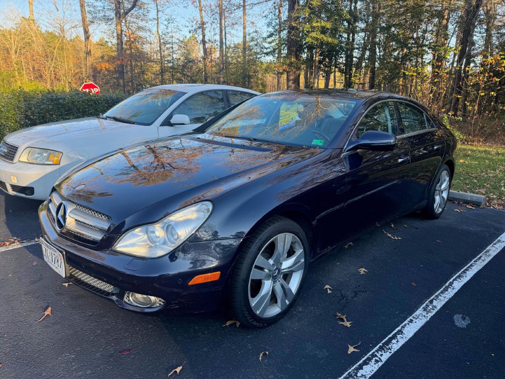 2009 Mercedes-Benz CLS-Class Image 1