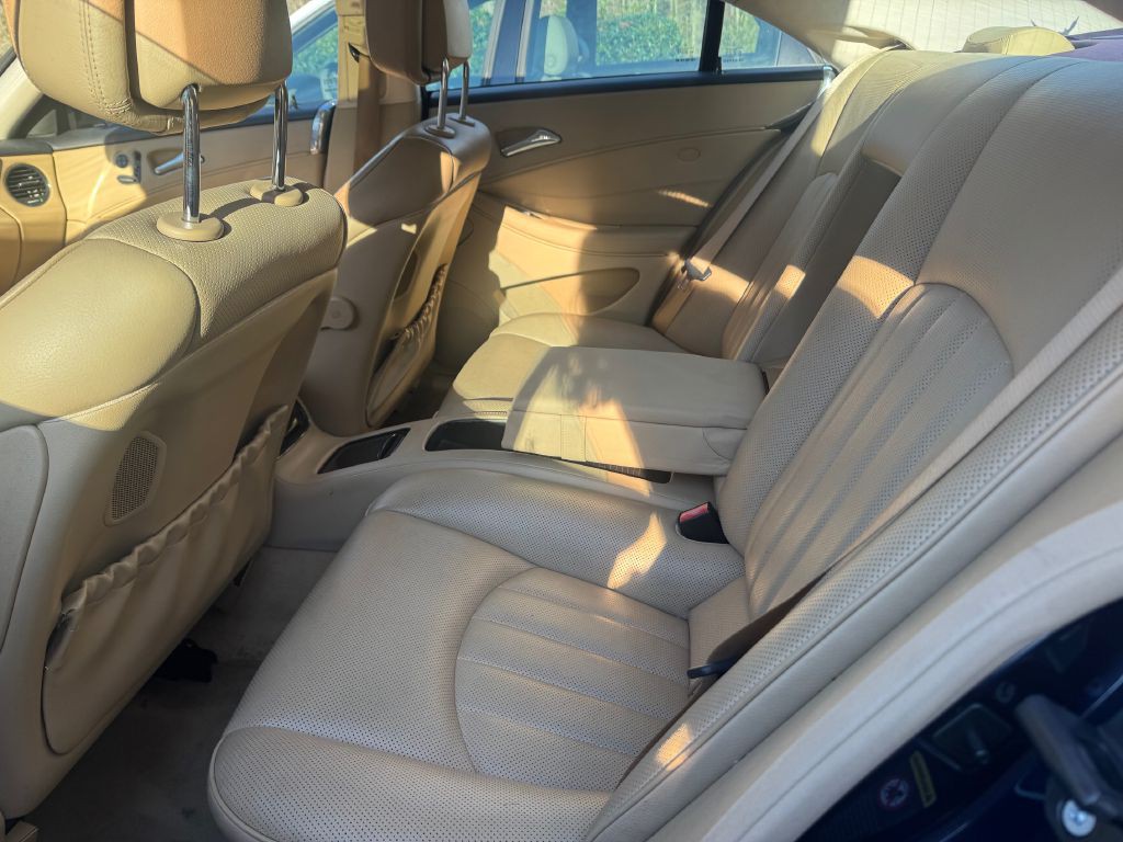 2009 Mercedes-Benz CLS-Class Image 7