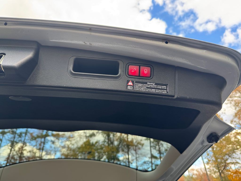 2007 Mercedes-Benz M-Class Image 26