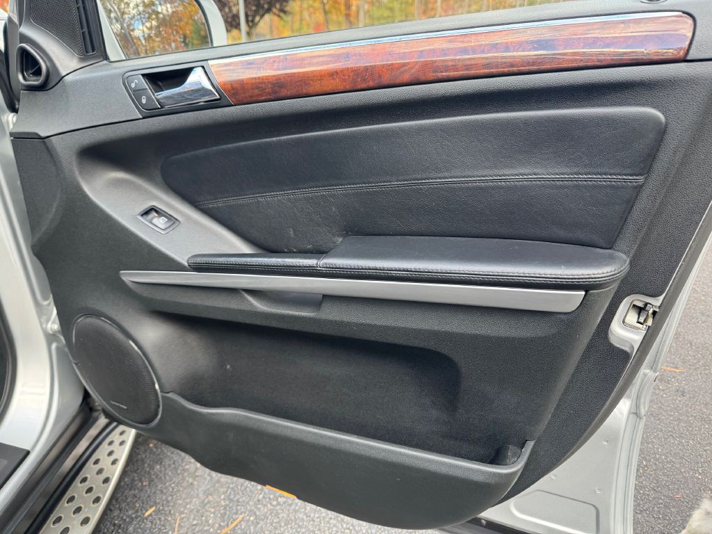 2007 Mercedes-Benz M-Class Image 29