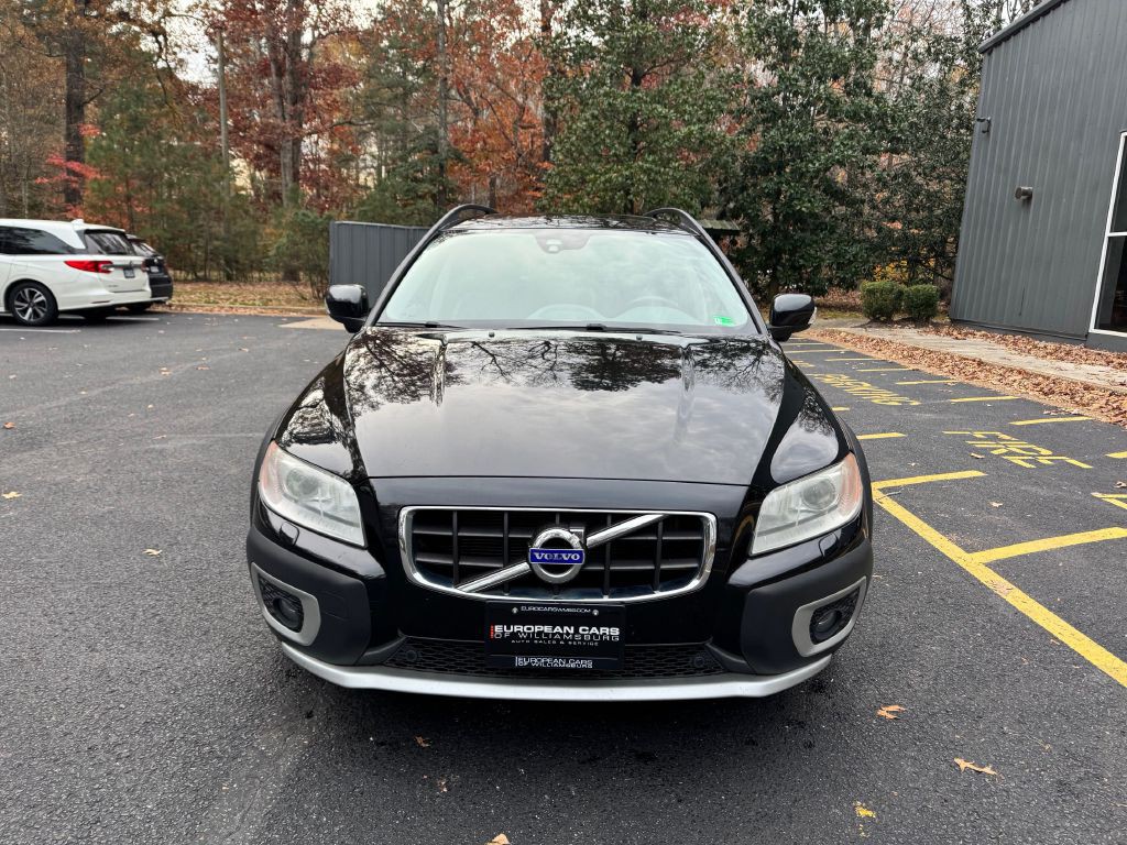 2013 Volvo XC70 Image 2