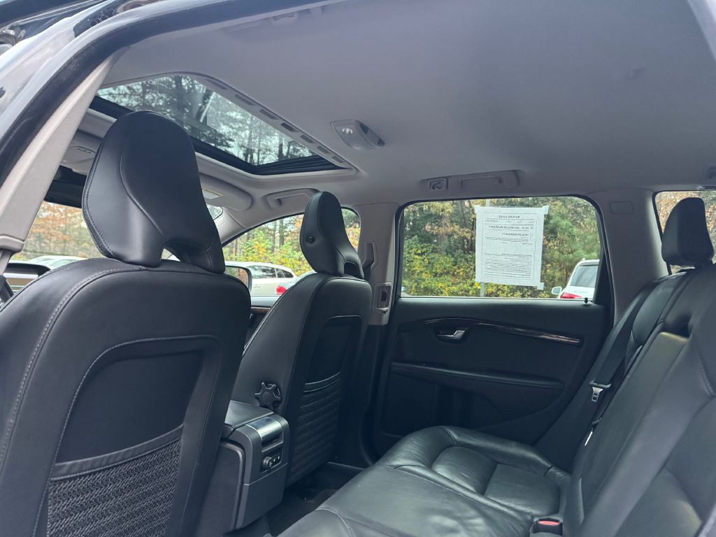 2013 Volvo XC70 Image 14