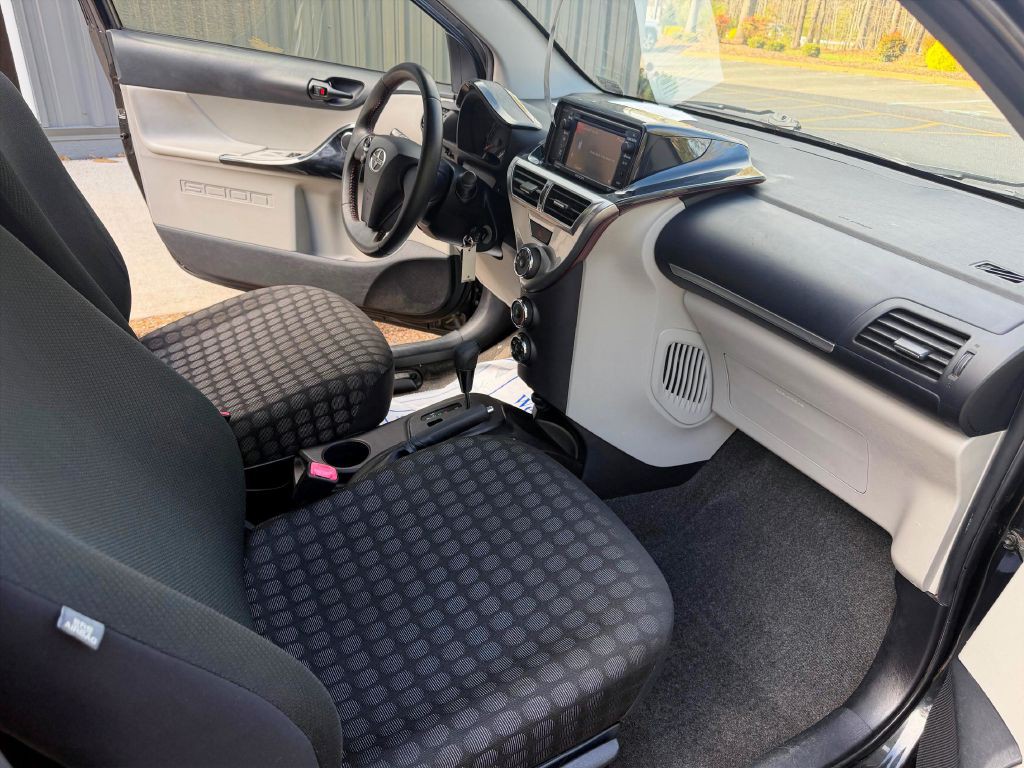 2015 Scion IQ Image 11